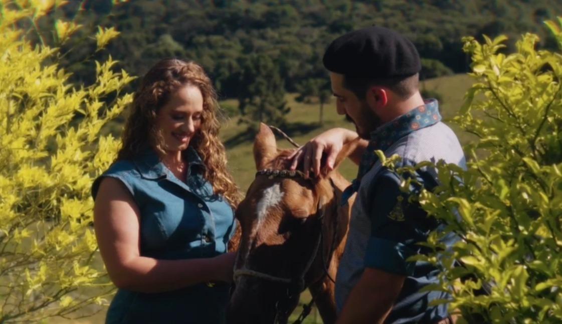 Grupo Fúria Baileira lança clipe e primeira música de trabalho 